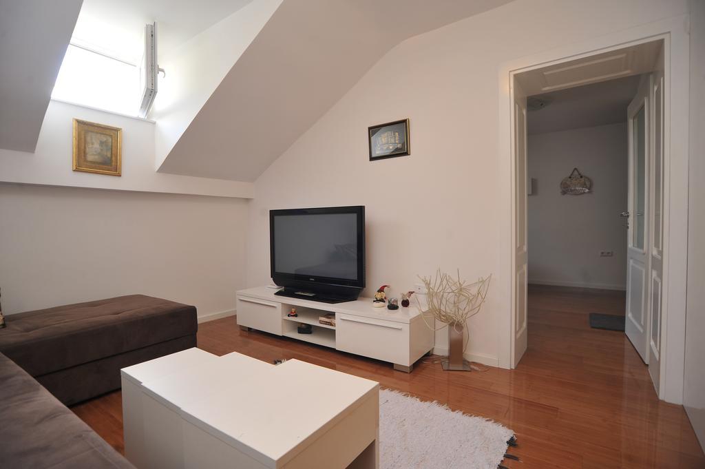Main Street Apartment Sarajevo Luaran gambar